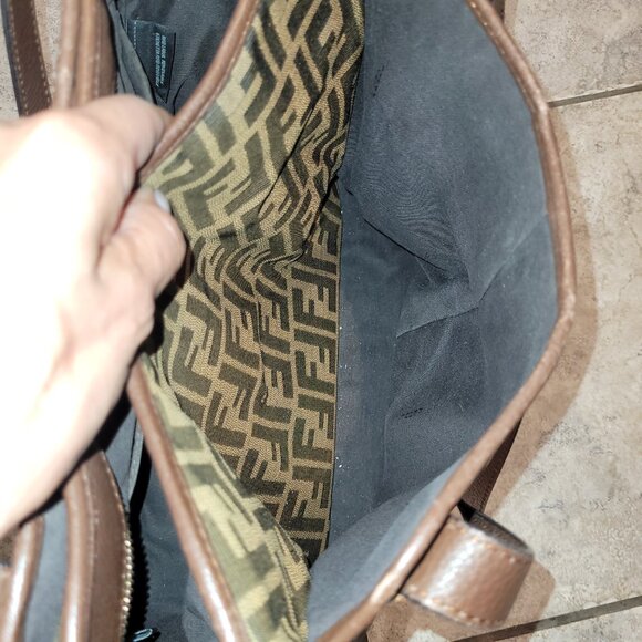 FENDI Zucca Large 3-Section Tote/Handbag - Picture 10 of 17